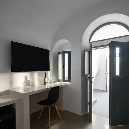 Cave Apartman